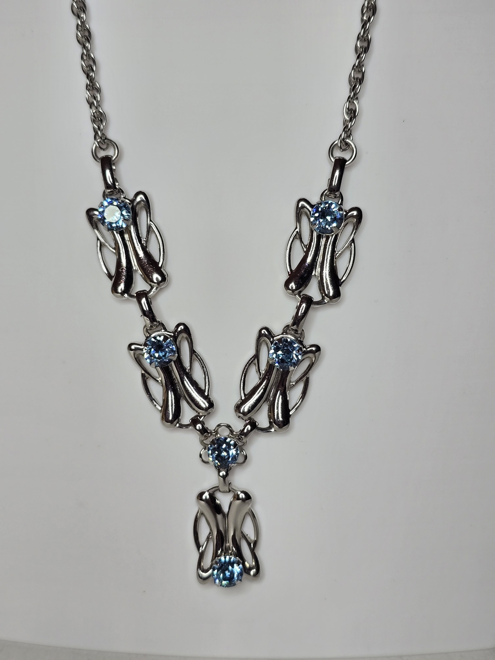 VTG 1953 Sarah Coventry Capri Necklace Blue Rhinestone Silvertone Mid Century